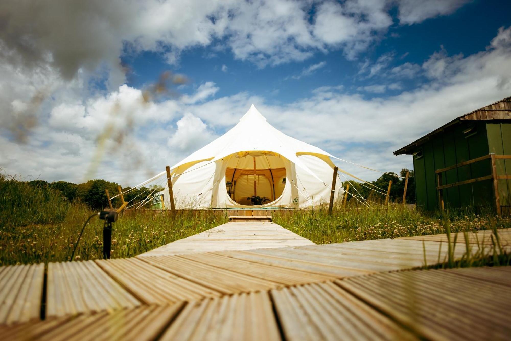 Вилла Luxury Glamping Retreat In Баттл Экстерьер фото