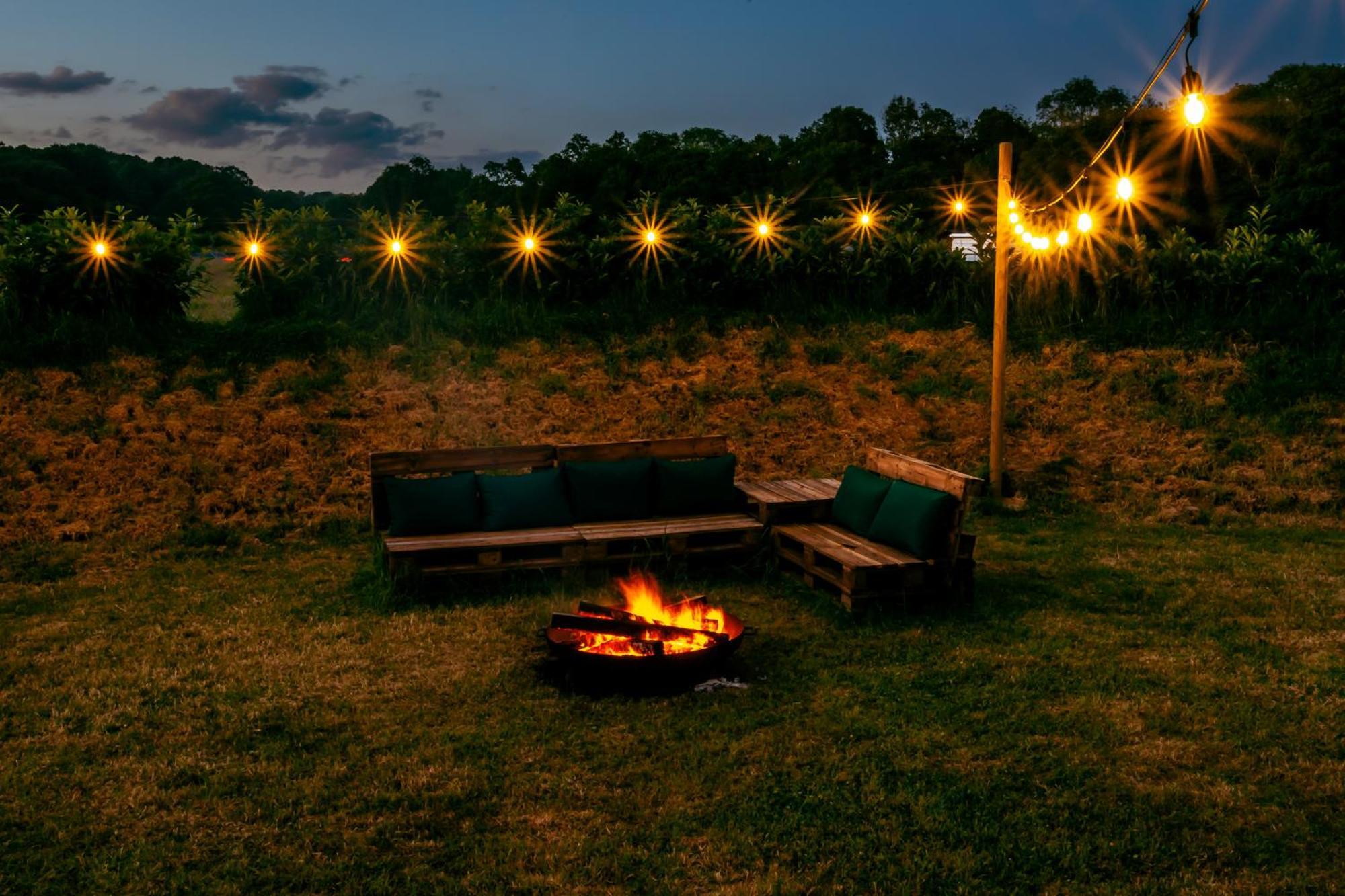 Вилла Luxury Glamping Retreat In Баттл Экстерьер фото