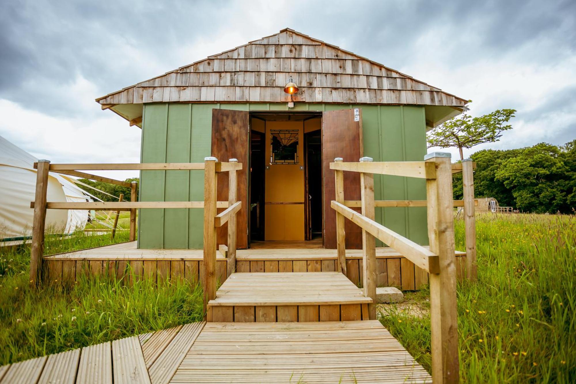 Вилла Luxury Glamping Retreat In Баттл Экстерьер фото